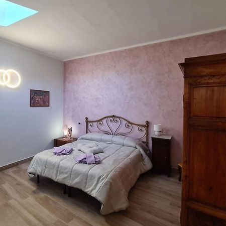 Отель La Casina Dei Sogni Сан-Куйрико-д'Орча Экстерьер фото
