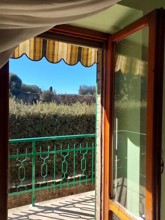 Отель La Casina Dei Sogni Сан-Куйрико-д'Орча Экстерьер фото
