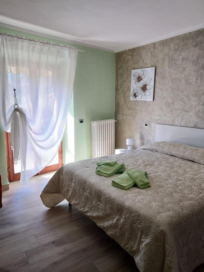 Отель La Casina Dei Sogni Сан-Куйрико-д'Орча Экстерьер фото